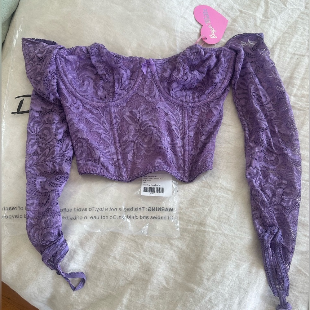 NEW WITH TAGS LAVENDER LACE CORSET LONG SLEEVE OFF SHOULDER TOP Dolls Kill Small